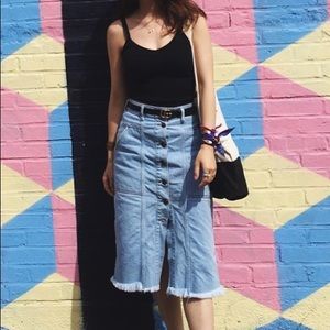 Zara TRF High Waist Midi Denim Skirt 💙